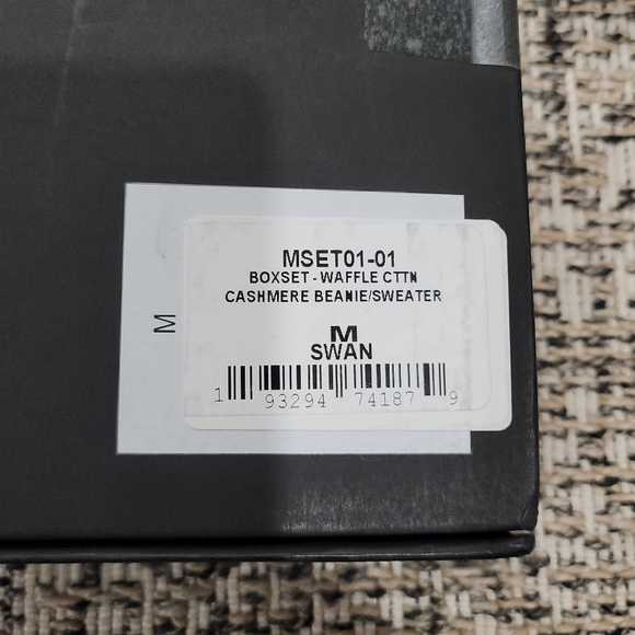 Onia Crewneck sweater & beanie cotton/cashmere set mens size M - Picture 2 of 2